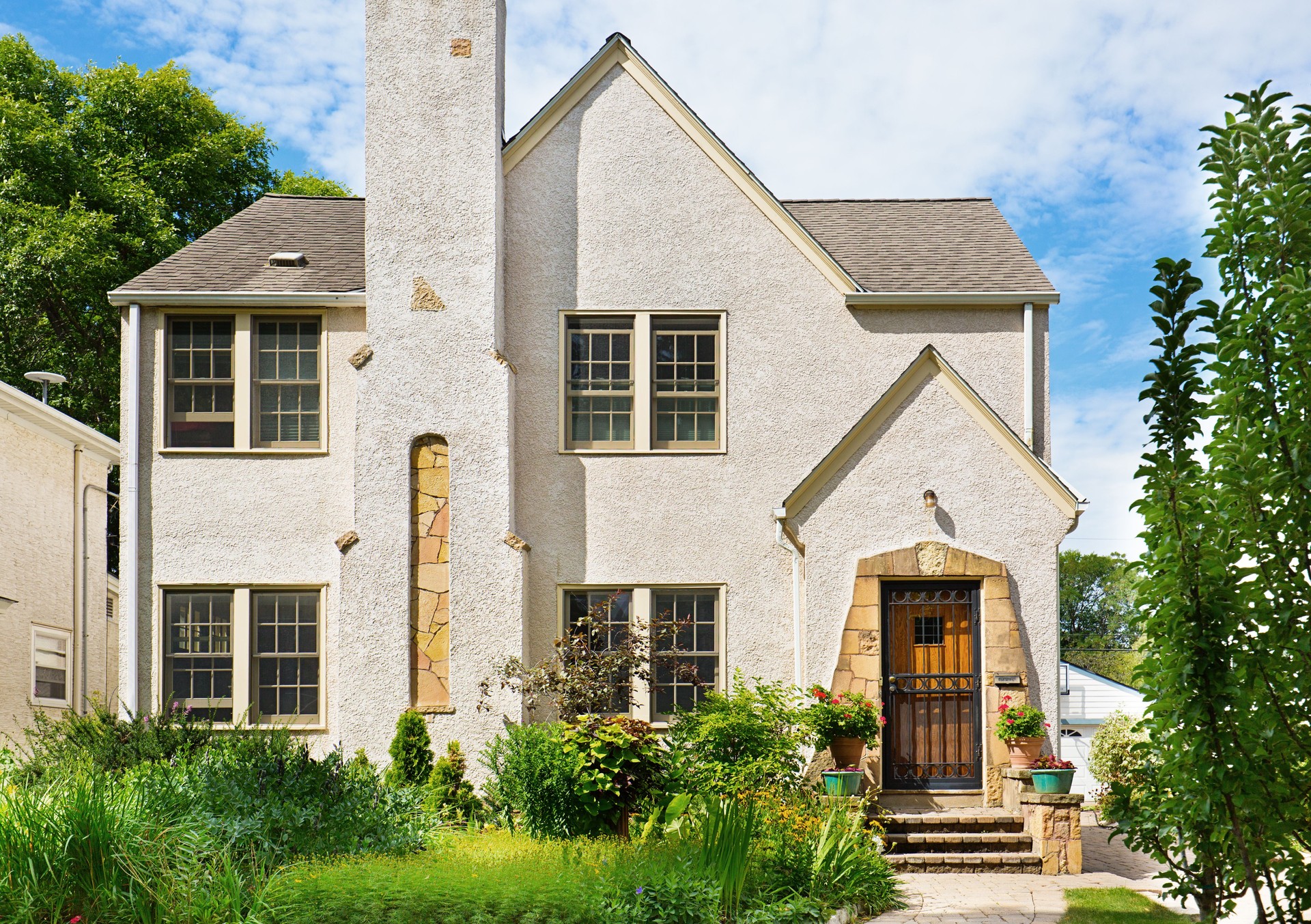 Front View of Residential Home in Midwest, Minnesota, USA